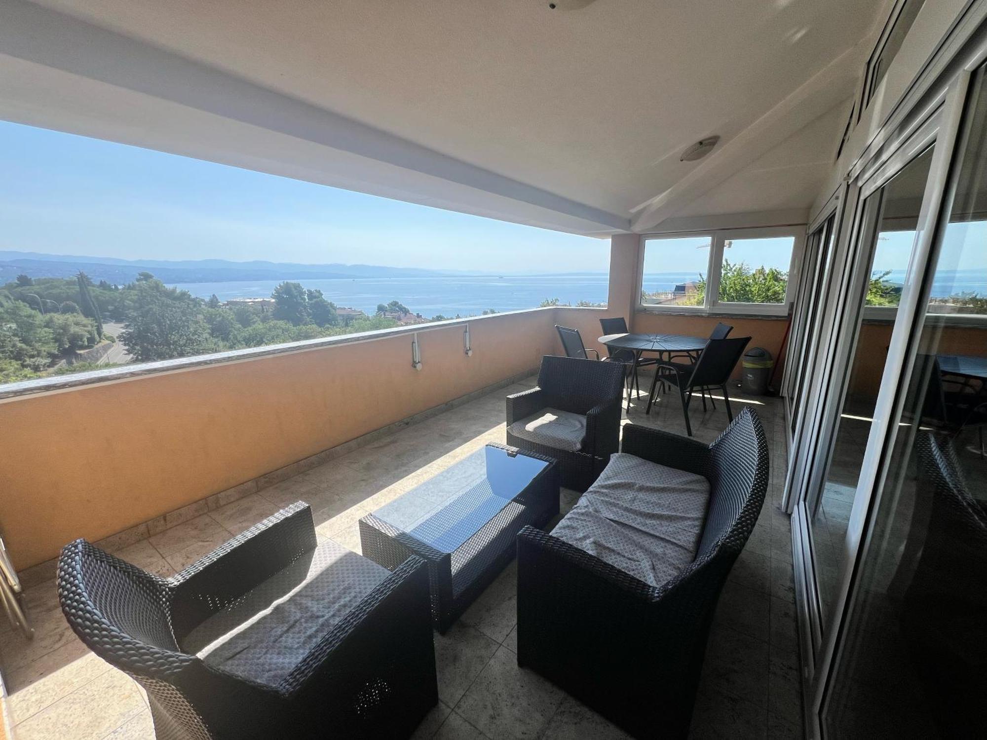 Apartment Elza Opatija Luaran gambar