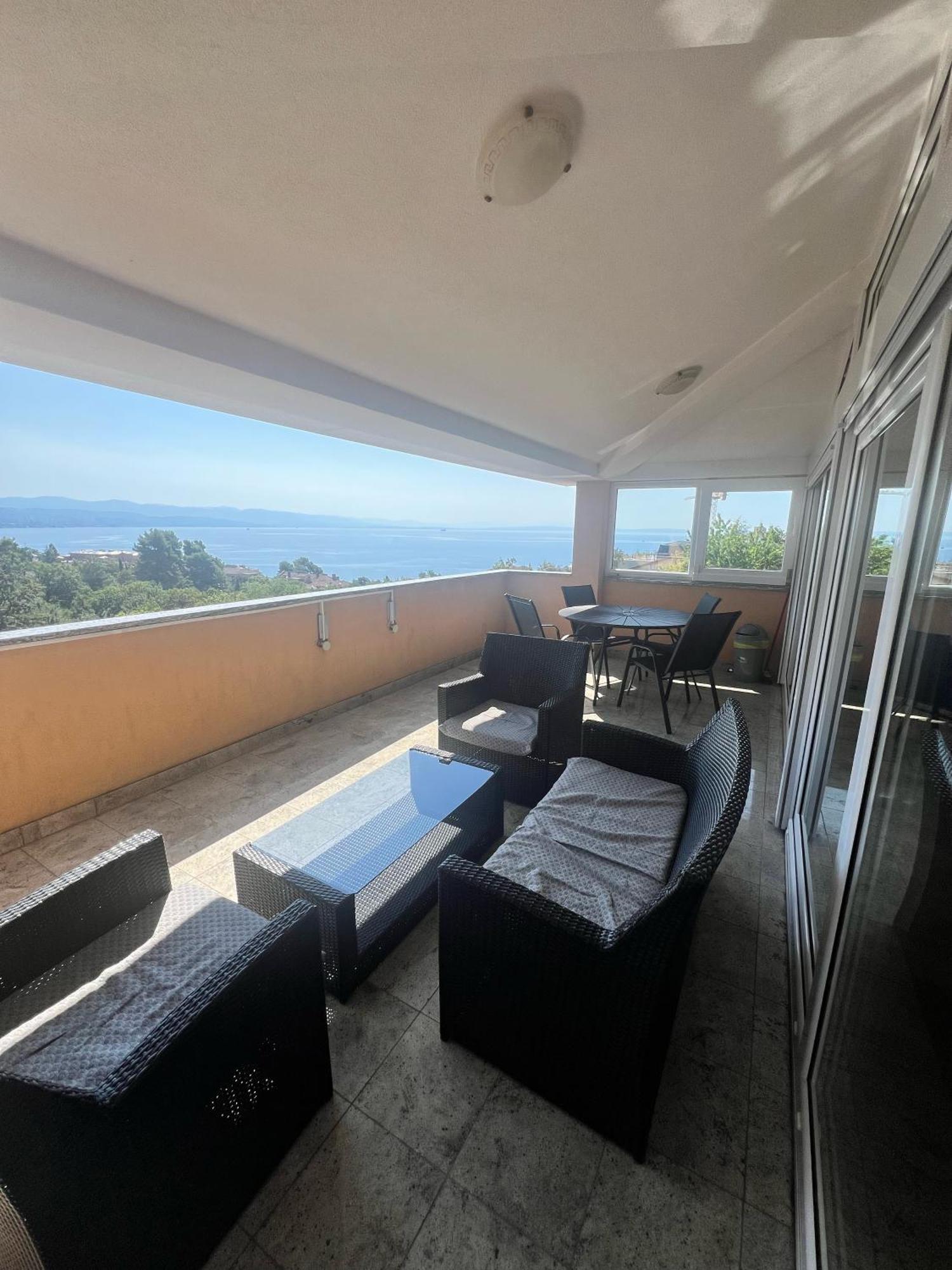 Apartment Elza Opatija Luaran gambar